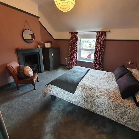 Cosy Cottage In Heart Of Llangollen Exteriör bild